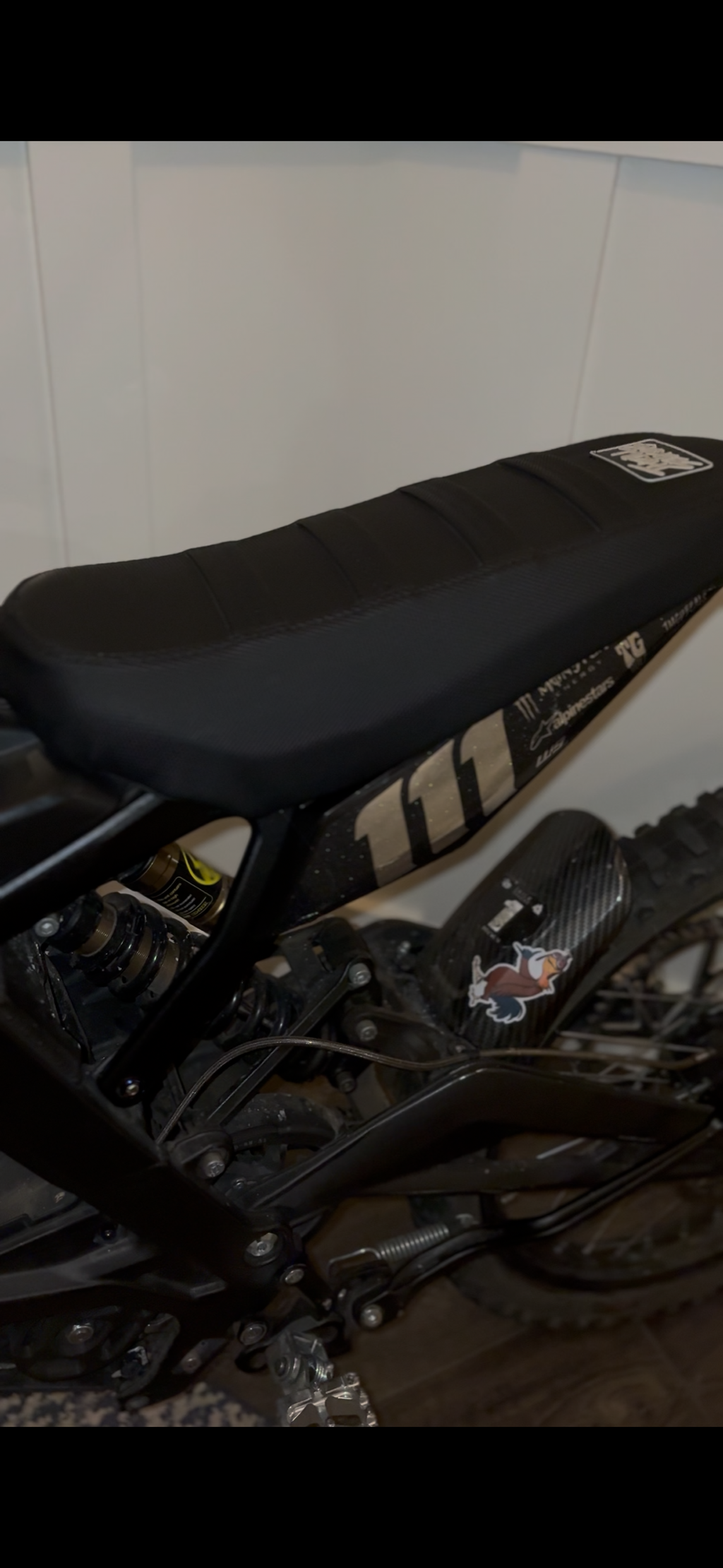 Suron and Eride Pro 3.0 Side fenders with pre installed decal