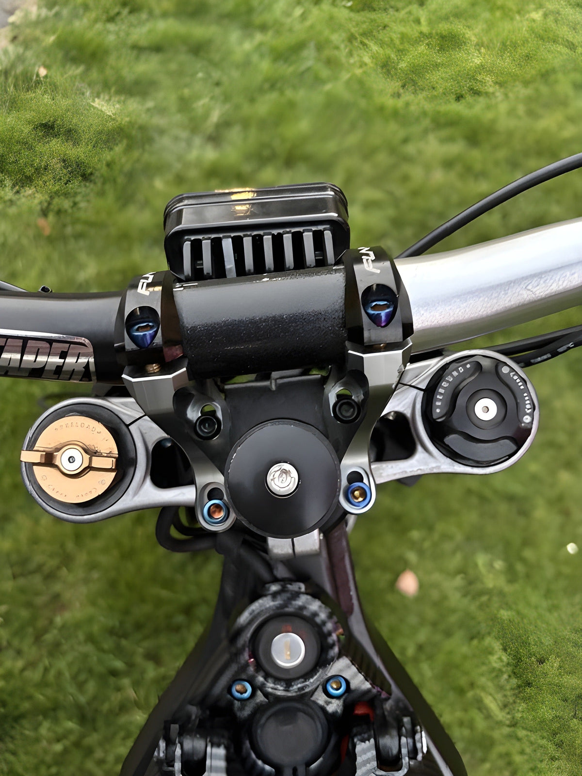 Funn-Mount Titanium Bolts